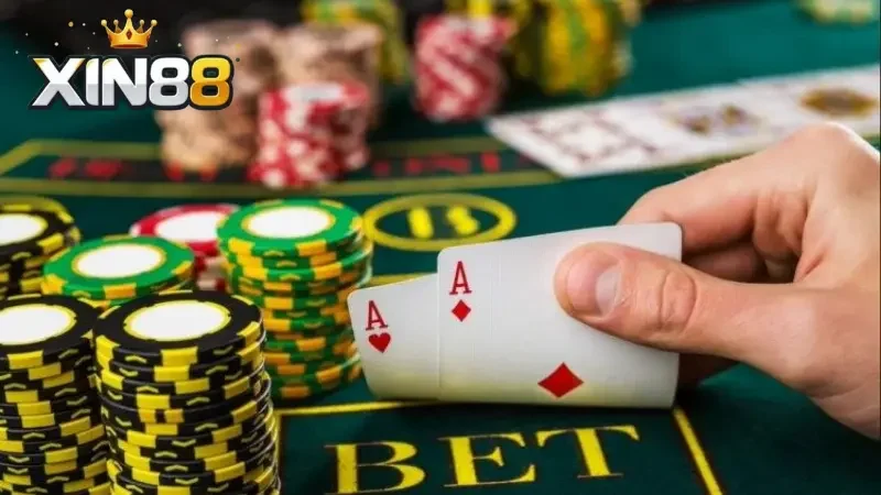 Bật mí chi tiết quy luật đặt cược tại poker Xin88
